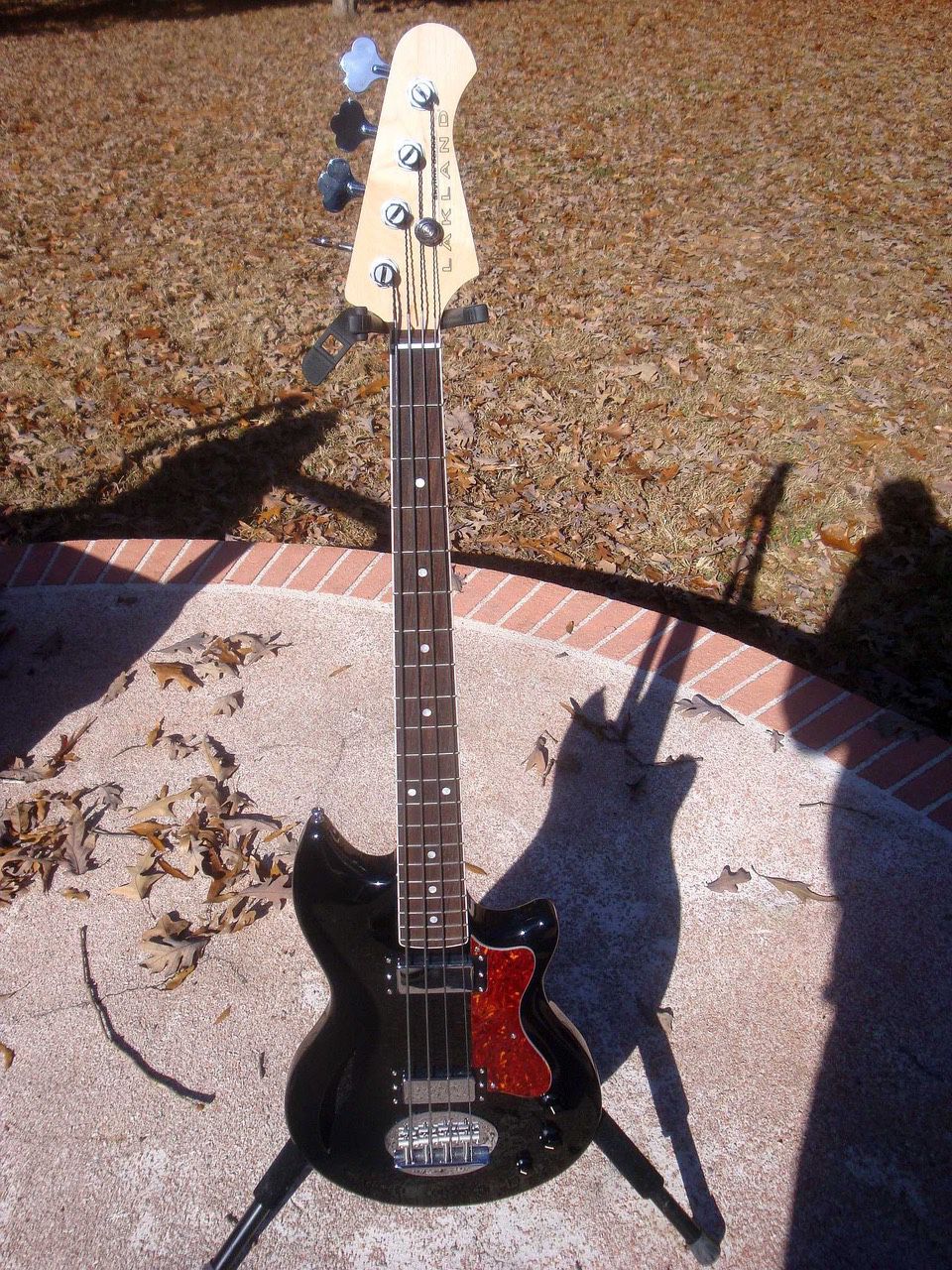 Lakland Skyline Hollowbody-30 Bass Guitar - Black HB-30