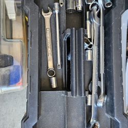 large set of 30lb wrenches and sockets