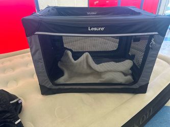 Collapsible Dog crate