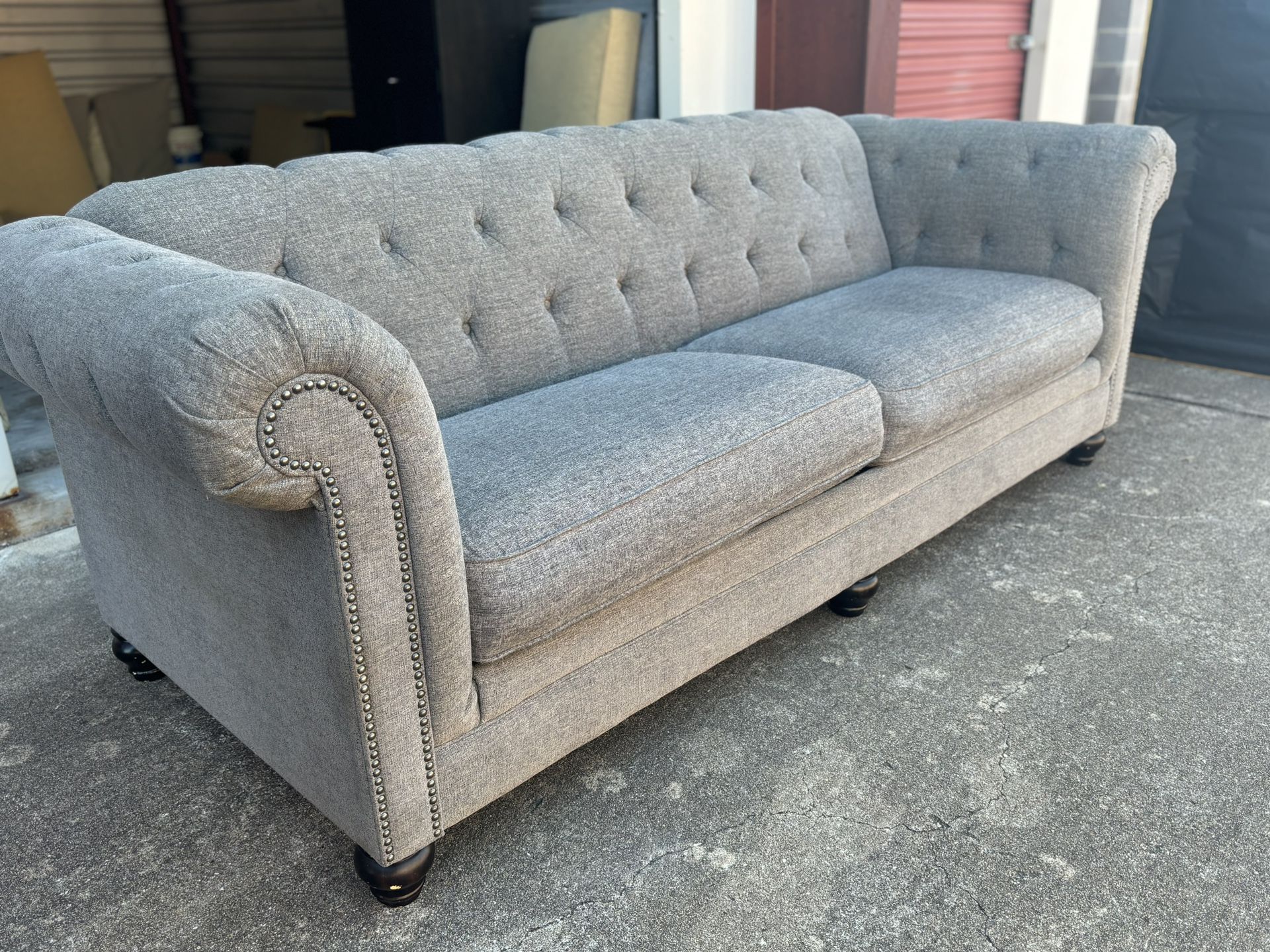 *FREE DELIVERY* Gray Tufted Chesterfield Sofa