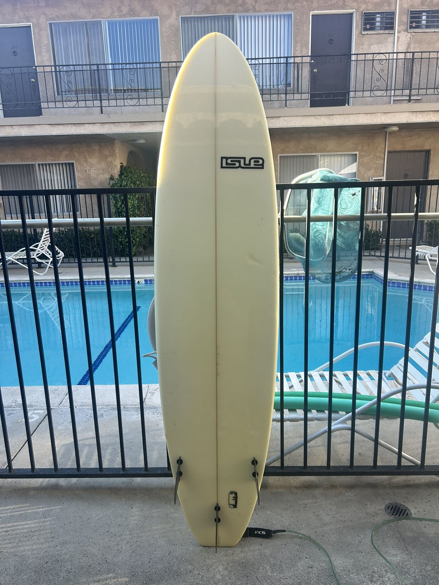 Isle Surfboard 7Ft 6” And Dakine Surfboard Bag