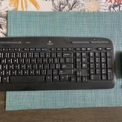 Logitech K330 Wireless Keyboard + Mouse Combo 