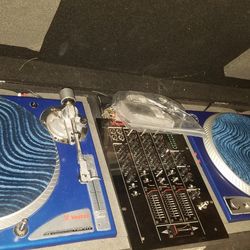 Trade Pair of Turntables