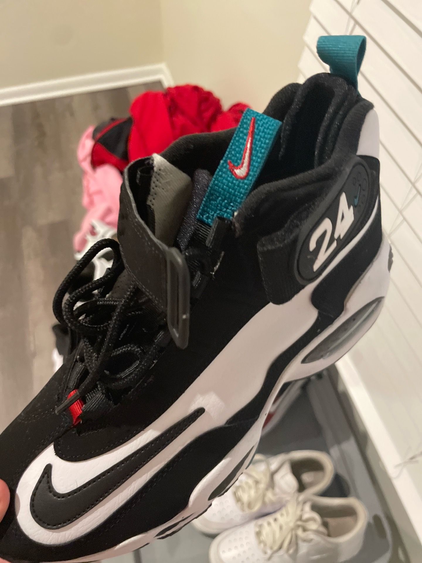 Brand new size 7 half