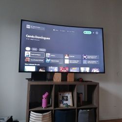 Samsung TV 65 In