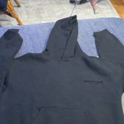 Esential black (large)