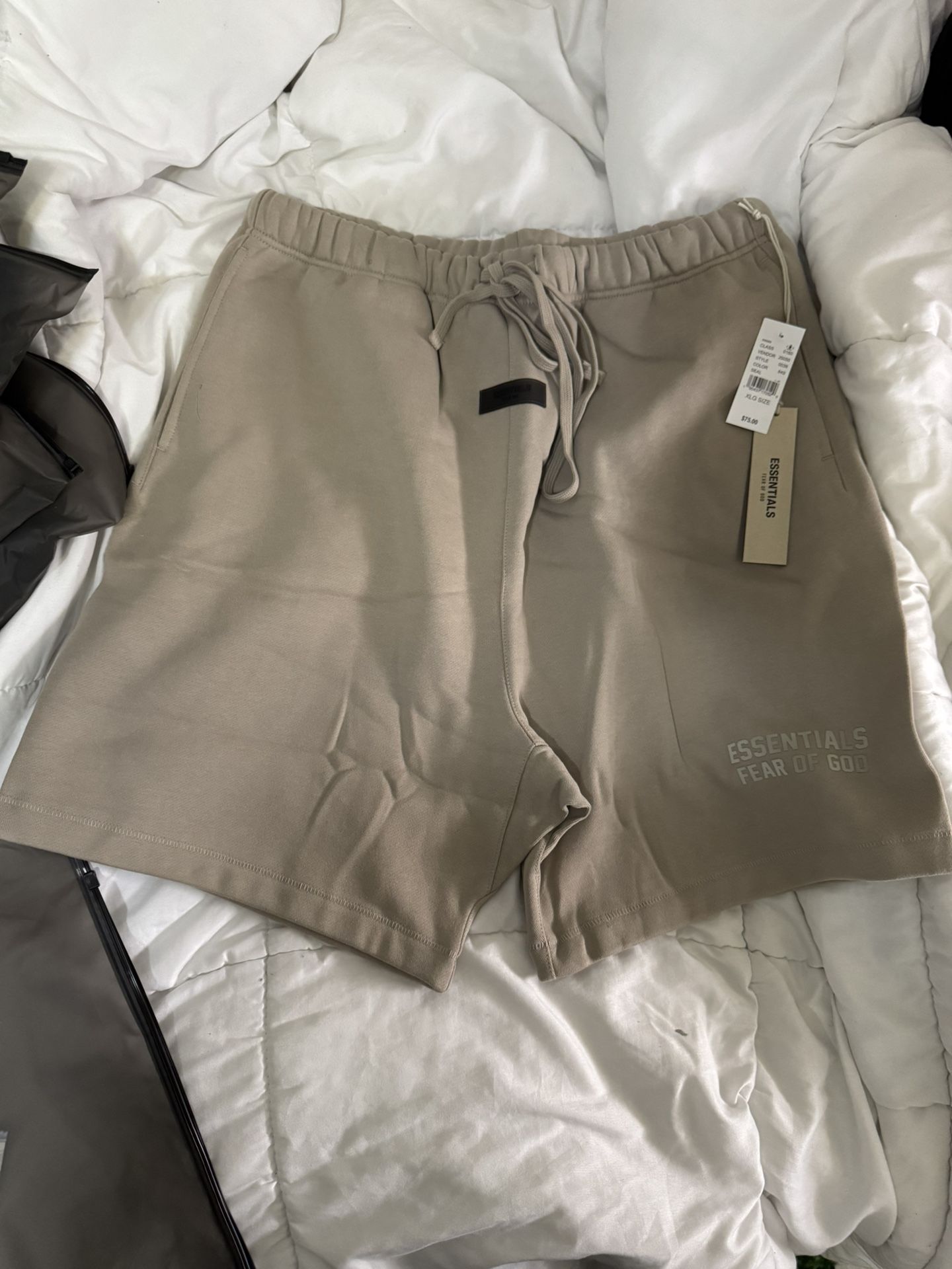 Essentials Shorts XL