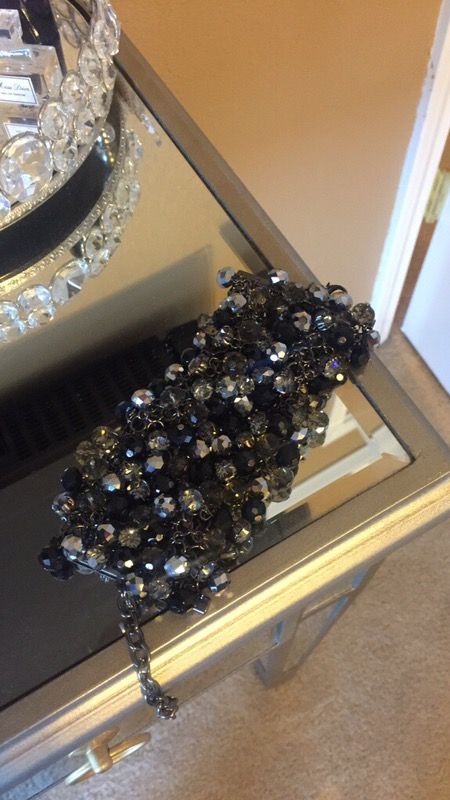 Beautiful black beaded bracelet. brand new