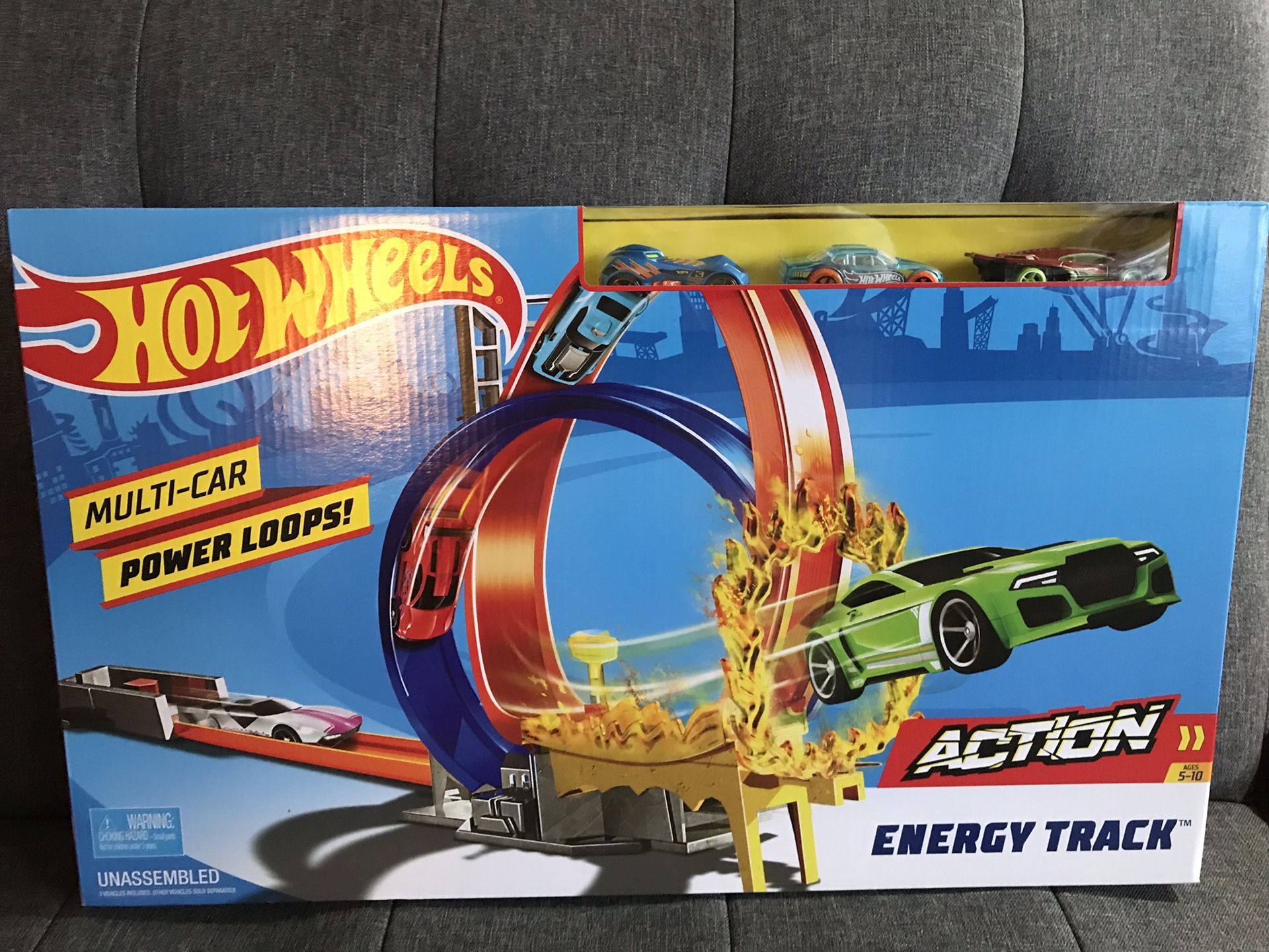 Hot Wheels Action Energy Track Double Power Loops Track Set 3 Cars