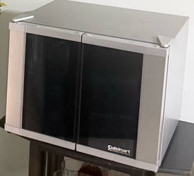 Dual Door Wine Cooler in Great Condition