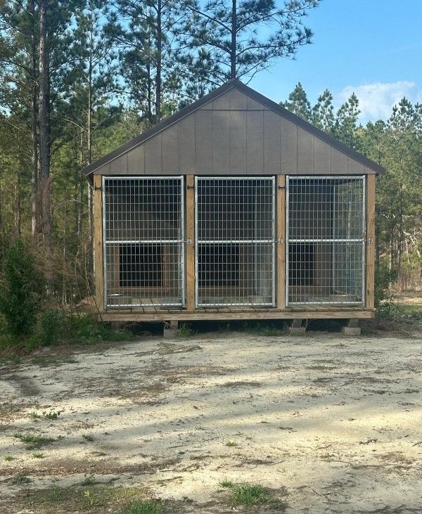 3 Bay Dog Kennel 11x12