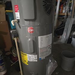  Rheem
50 gal. Hybrid Electric Heat Pump Water Heater