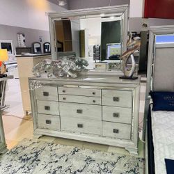 Vail Gray Dresser And Mirror $10 Down Payment And Financing Available