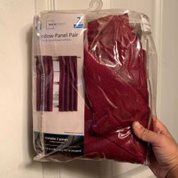 2 Panels Burgundy