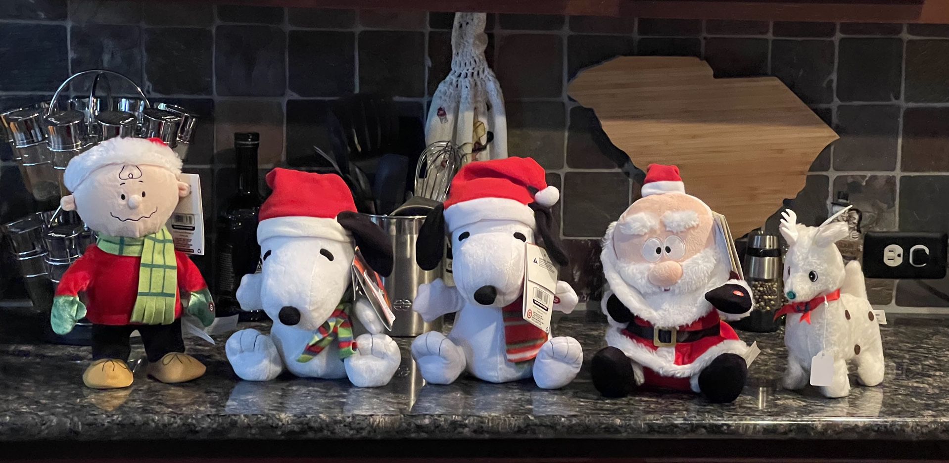 Musical Charlie Brown, Snoopy, Santa And