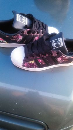 Women's Superstar Adidas