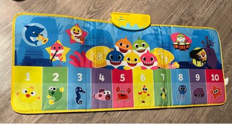 Baby Shark Floor Piano