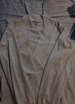 Beige Banana Republic Sweater Size M