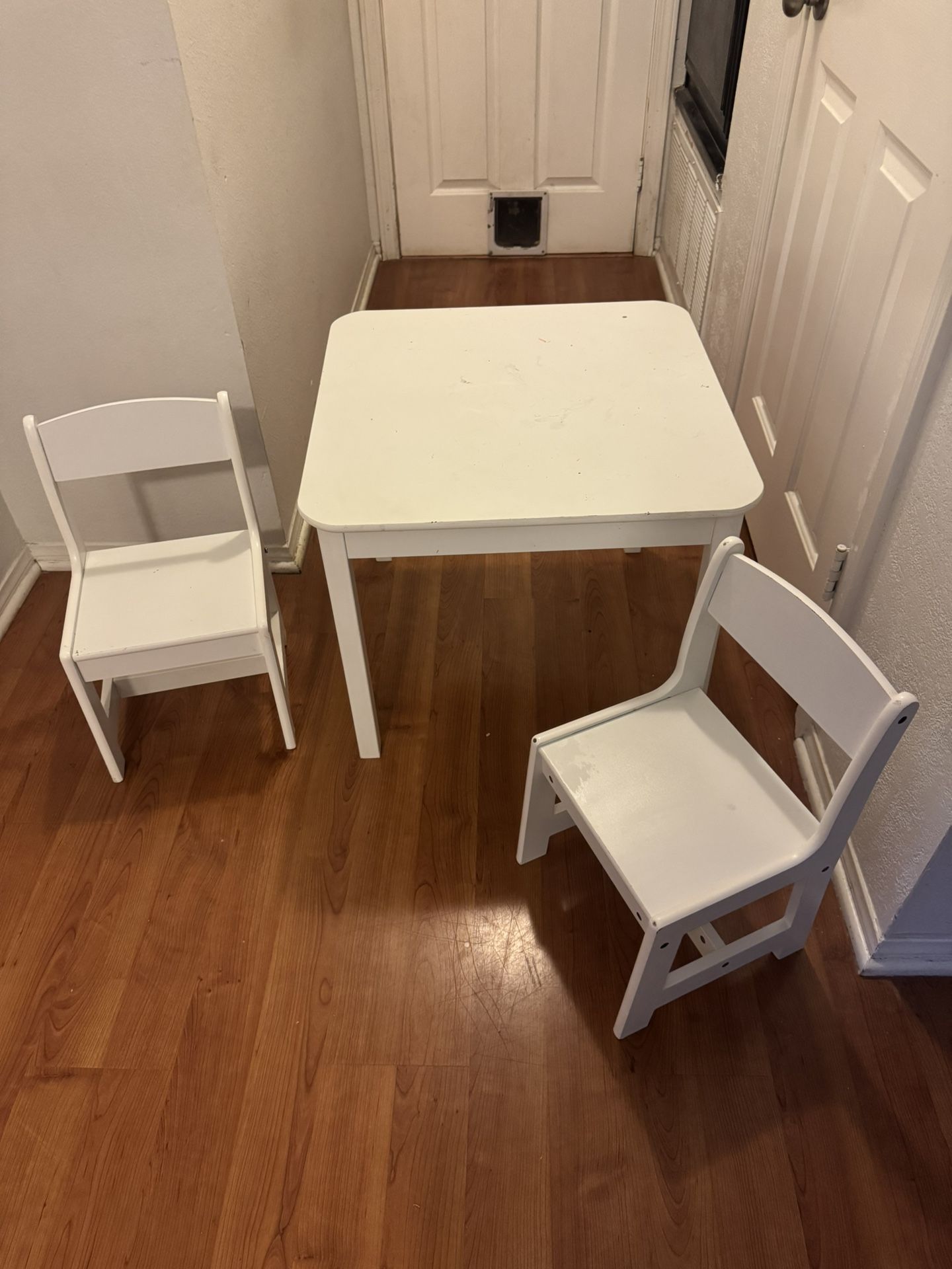 White Small Kids Table And Two Chairs.  