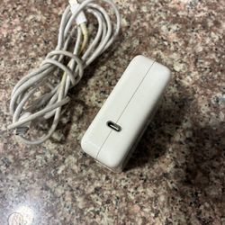 Original  61W USB-C AC Adapter Charger for Apple MacBook Pro 13" A1718 A1947