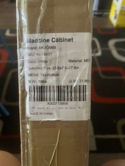 Bathroom Cabinet/Medicine Cabinet
