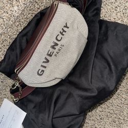 Givenchy Fanny/Crossbody Handbag
