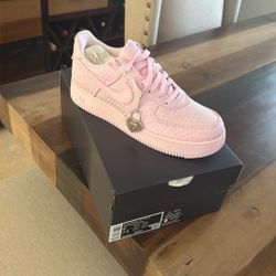 Nike Air Force 1 Pink 