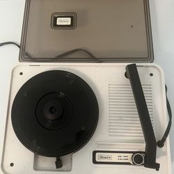 VINTAGE SEARS TURNTABLE 1975