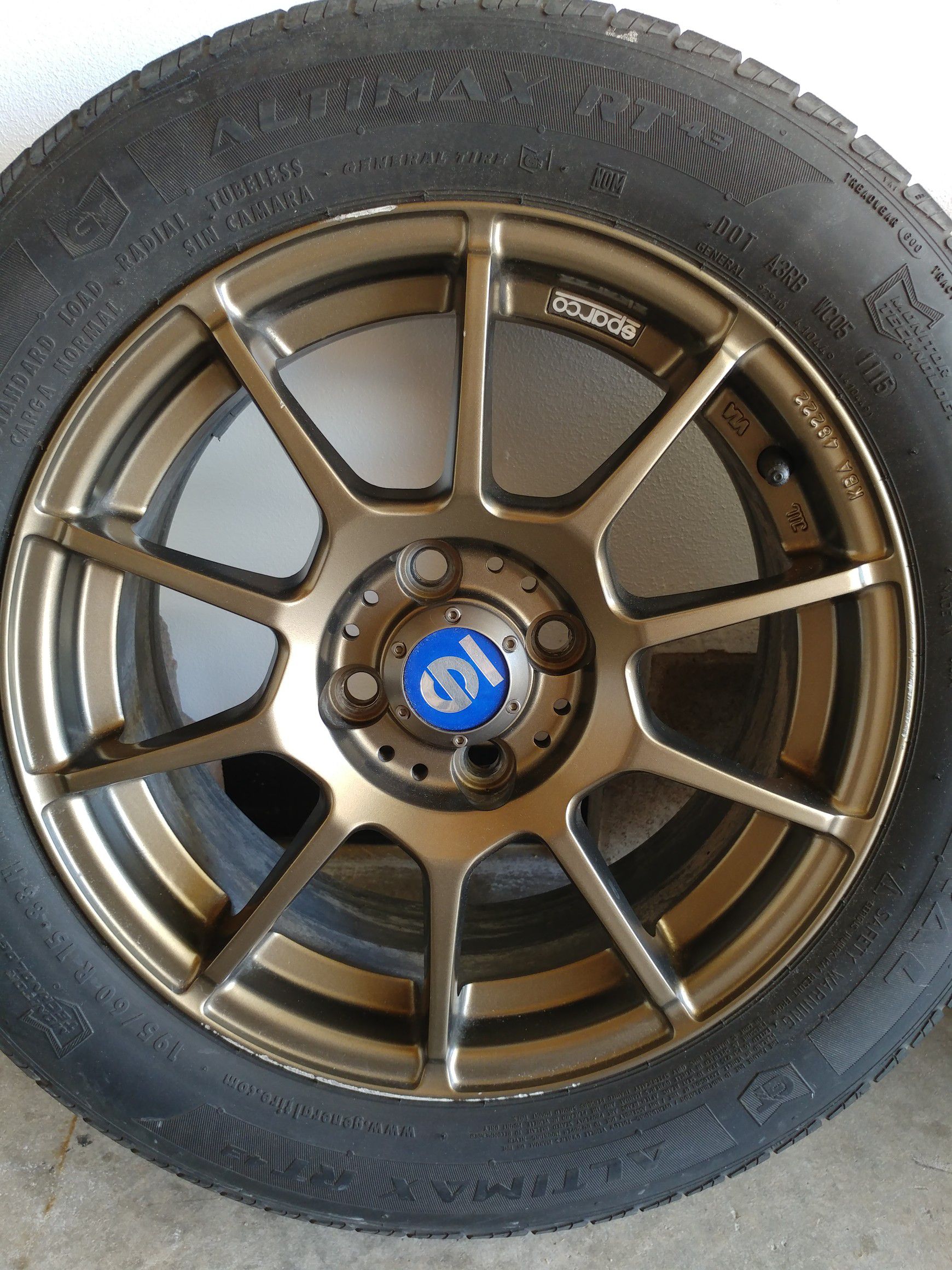 Hører til Cirkus Hvad er der galt 4 bronze wheels with tires for Sale in North Las Vegas, NV - OfferUp