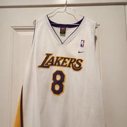 Vintage Nike White Mesh Lakers Jersey Kobe Bryant #8