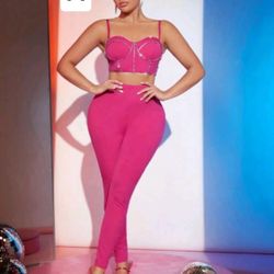 New Women’s 2 Piece Set Size Medium 