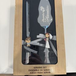 D23 Up Serving Set 