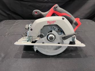 Milwaukee 6 1/2” circular saw - new never used