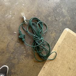  40 Foot Extension Cord With Splitter Take Both For 20 