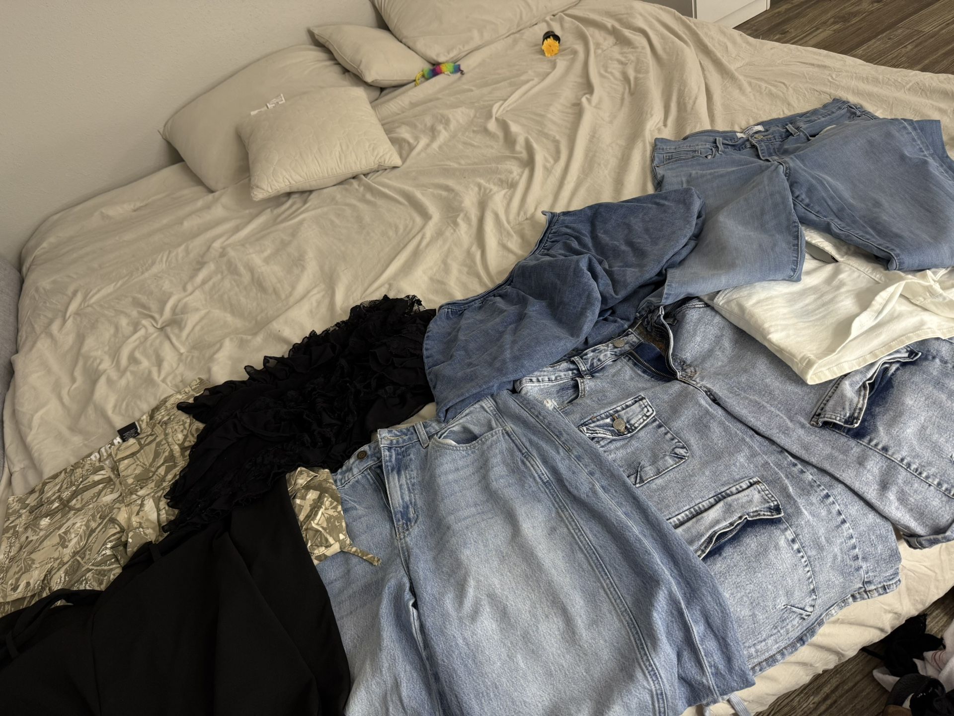 Clothes / Ropa
