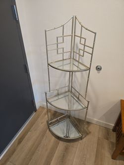 Foldable Glass Shelf