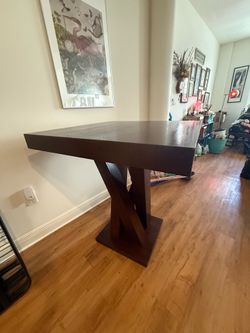 DINNER TABLE