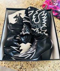 Black and White Western Cowboy Boots