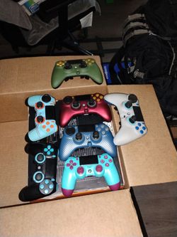 Lot of 7 Custom Gaming Controllers PS4