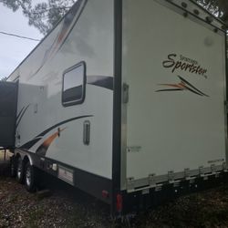 Rv 2 Bedroom 4 BEDS 13950 TOY HAULER Y2015