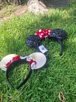 Disney original Minnie mouse ear headbands (2)