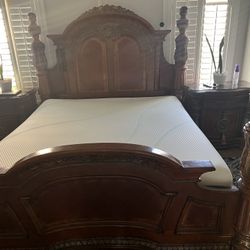 Bedroom Set King Size No Matress 