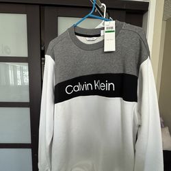 Brand new Calvin Klein sweater size L