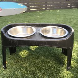 Standing Dog Bowl