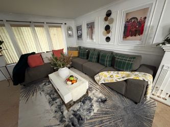 Gray Sectional Sofa – Great Condition