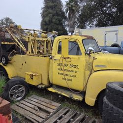 1947 Chevy Tow Truck