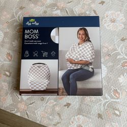 Itzy Ritzy Car seat / nursing cover