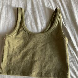 basic green crop top