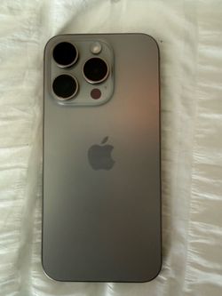 Apple iPhone 15 Pro 256GB Natural Titanium Unlocked