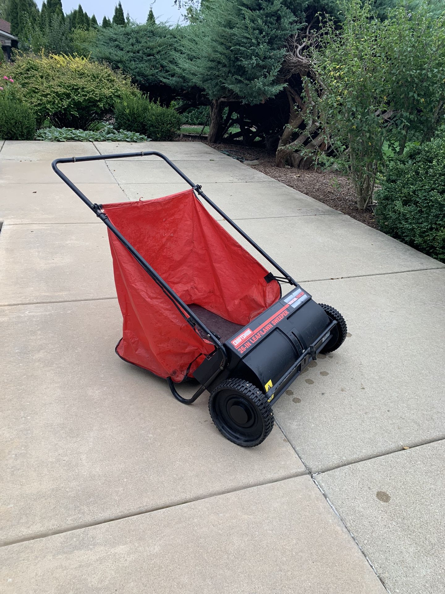 Craftsman Leaf/Lawn Sweeper